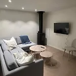 2 I Sjokanten Med 20 Sengeplasser קריסטיאנסאנד