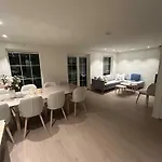 2 I Sjokanten Med 20 Sengeplasser * קריסטיאנסאנד