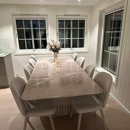 2 I Sjokanten Med 20 Sengeplasser Kristiansand
