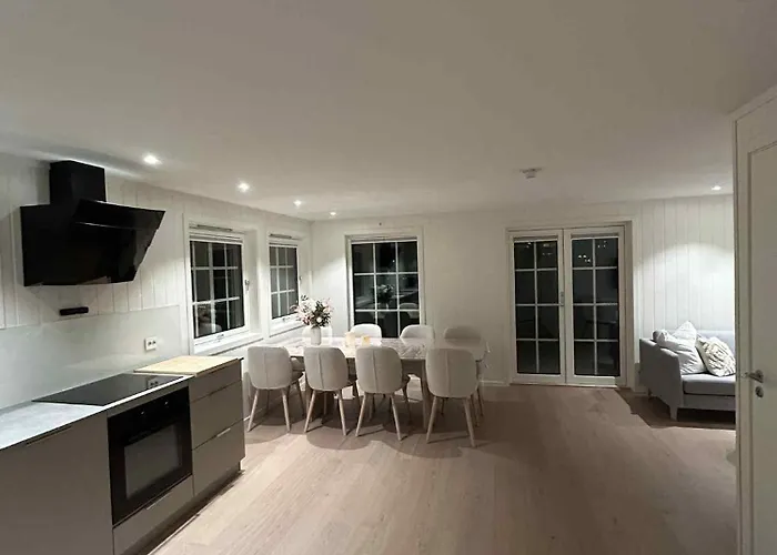 2 I Sjokanten Med 20 Sengeplasser * Kristiansand