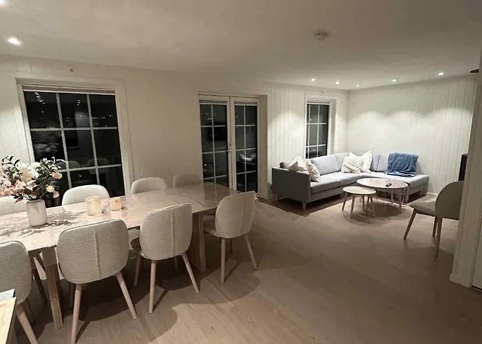 2 I Sjokanten Med 20 Sengeplasser * Kristiansand