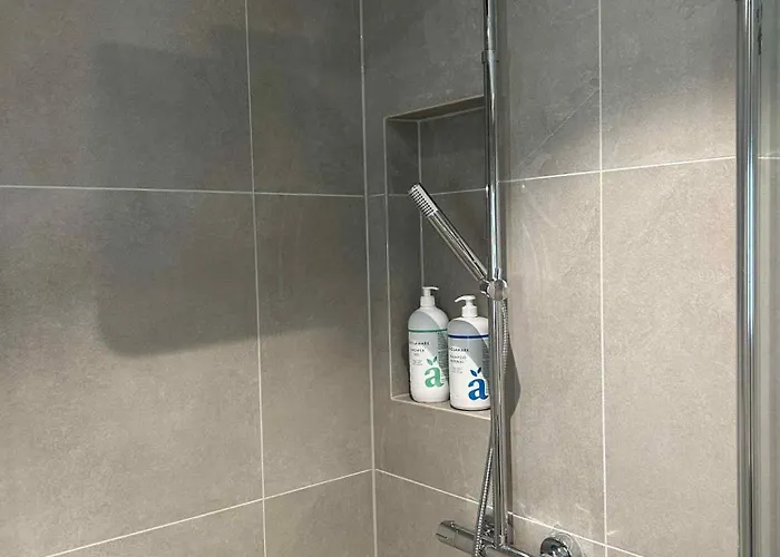 2 I Sjokanten Med 20 Sengeplasser Hébergement de vacances Kristiansand